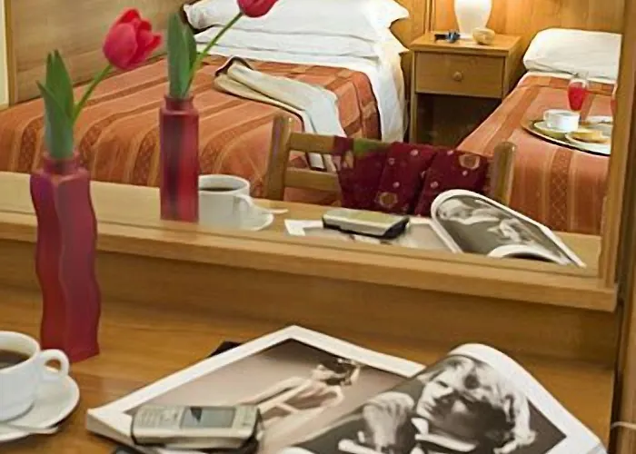Altavilla Hotel 2*